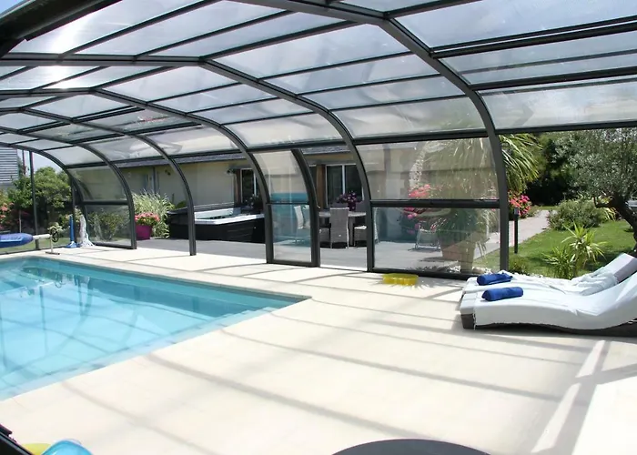 Nocleg ze śniadaniem Le Poirier 2*