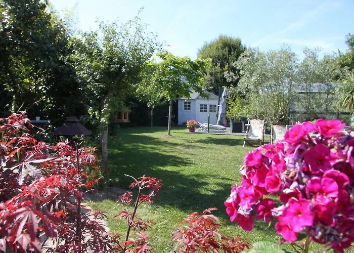 Le Poirier Nocleg ze śniadaniem