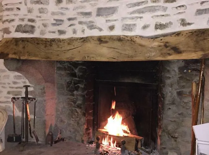 Le Poirier Nocleg ze śniadaniem