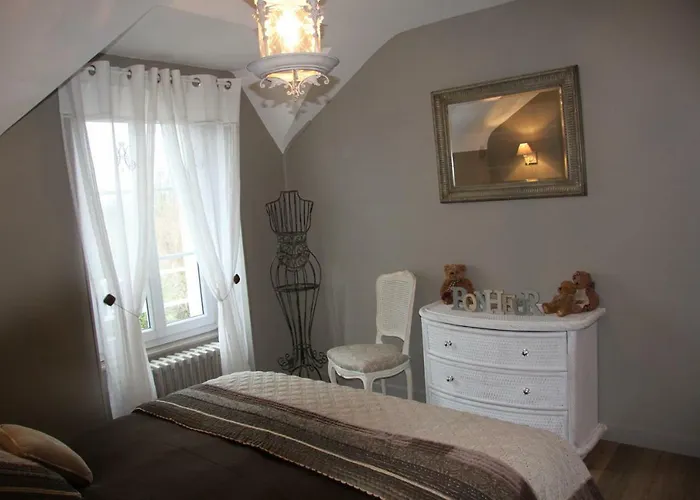 Nocleg ze śniadaniem Le Poirier Saint-Pair-sur-Mer