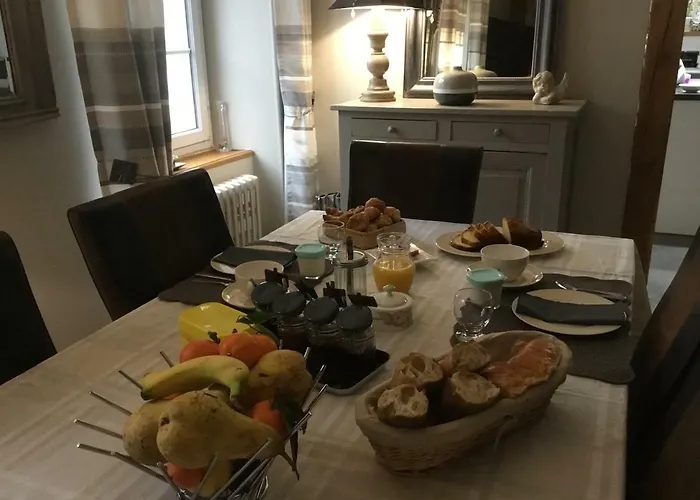 Le Poirier Nocleg ze śniadaniem